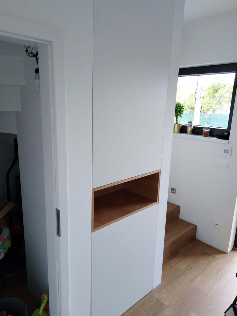 Vestavná skříň na míru